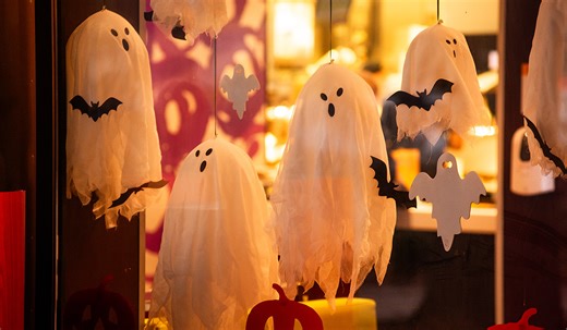 Five renter-friendly ways to decorate your home this Halloween season