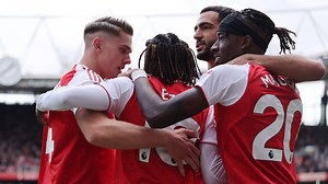Crouch singles out 'unplayable' Arsenal star for praise as Arteta's side beat Nottingham Forest
