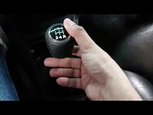 Disassembly of the Fiat Stilo gear lever knob