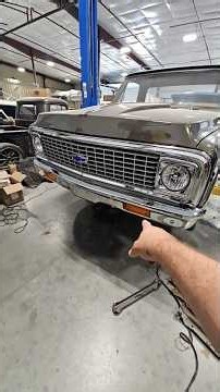 Why this C10 is a dream build #c10 #customtrucks #lsa