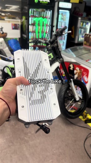 it usually should be a simple job to take these connectors out but now idk what's wrong with them #fyp #ultrabee #vtbcontroller#ulbyunxi