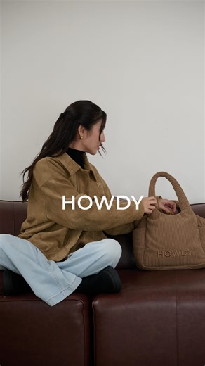 HOWDYCOAT on Instagram: "GRWM in 10-15°c - Blaire Jacket - Paddi Sweater - Millie Skirt - Poppy Boots 🛒 Order Monday 6 Oct 8pm. www.howdyofficial.com Line : @howdycoat"