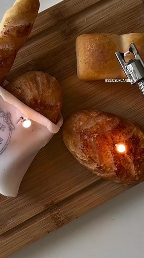 Take dessert (OR BREAD) candle making online OR offline lessons in 2025! The registration is open and the spots are getting filled 😀The silicone mold-making session is part of our SOC Dessert Candle Two-Day Online Workshop, where you can learn to create these delicious masterpieces yourself! 🎂🍰🧁 You’ll also have the opportunity to make your very own one-of-a-kind (OOAK) mold and craft any type of bread candles you’ve dreamed of! New course alrlert! Paper candle making class will be added als