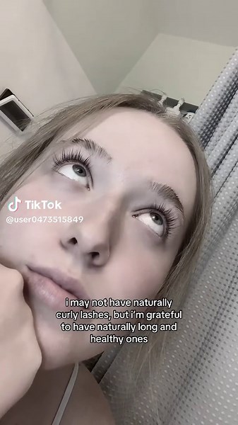 Enhance Your Naturally Long Lashes with a Curl