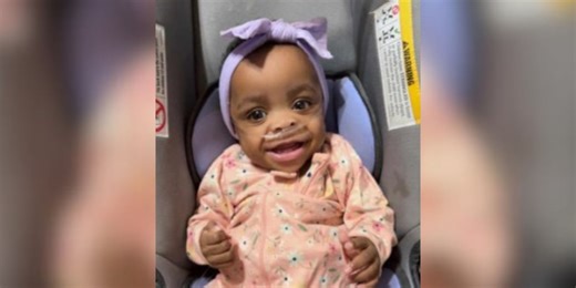 Micropreemie weighing just over 1 pound at birth goes home for holidays after 5 months in NICU