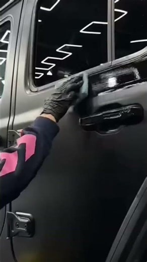 They made this jeep waterproof ✨ #jeep#waterproof#edits#shorts