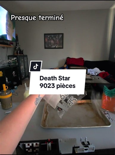 Elle est énorme, ce projet est long mais so satisfying. #lego #legocollections #AFOL #legostarwars #deathstarlego @LEGO @Star Wars