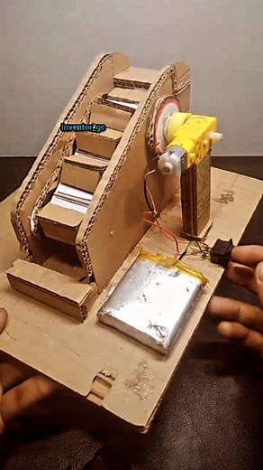 𝗔𝗥𝗬𝗔𝗡 || 𝗬𝗢𝗨𝗧𝗨𝗕𝗘𝗥 on Instagram: "Diy escalators science project #diy #escalators #ideas #science #Invention"