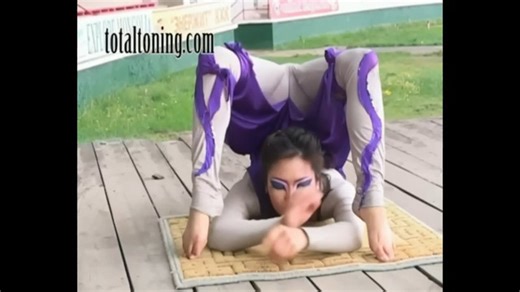Mongolian Contortion training