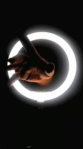 Do you wanna play with me? #gamergirl #WoW #painfreegame #game #girl