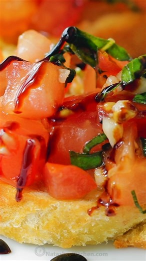 41K views · 287 reactions | Authentic Italian Bruschetta  Recipe: https://natashaskitchen.com/classic-bruschetta-recipe/ | NatashasKitchen.com | Facebook