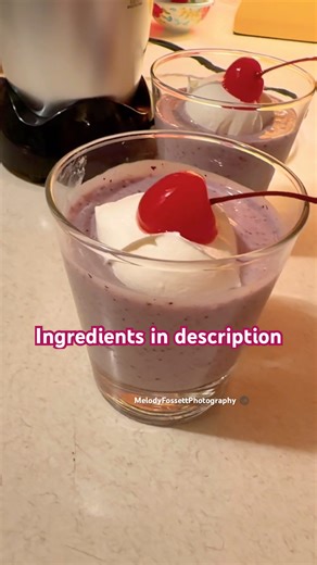 Fruit Smoothie 🍒 #yummy #smoothie #fruit #music #sweet