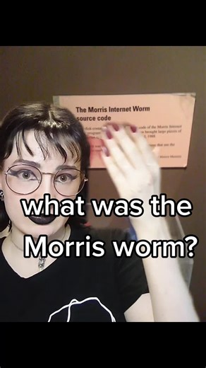 worm off the string committed a never before seen crime #greenscreen #pc #history #techhistory #fyp #foryoupage