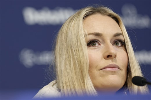 Lindsey Vonn reveals 'new wheels' in injury recovery update