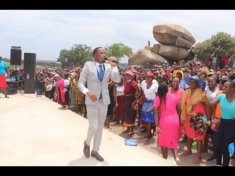 Mathias Mhere Live with Prophetess Memory @ Ndadhinhiwa Mountain Nov 2020