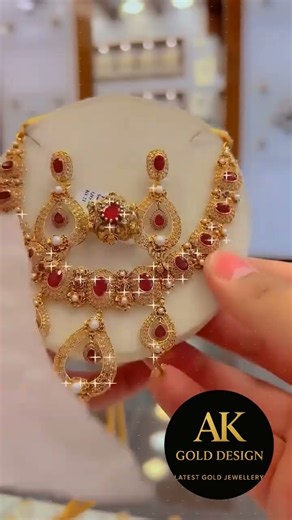 22-k Gold Luxury Necklace Set #arabicgold #dubaijewelry #jewellery #wedding #trending