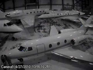 Falcon 20 Tire Explodes