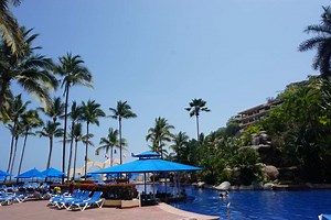 An Honest Review of the Barcelo Puerto Vallarta All-Inclusive Resort
