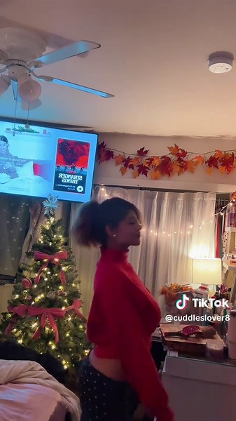 Daniela★ (@cuddleslover8)’s videos with Hello It's Me (2015 Remaster) - Todd Rundgren