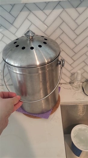 Watch Compost Bucket for Kitchen Countertop on Amazon Live