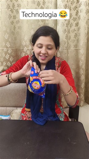 Technologia 😮😀 #tricks #layschips #tryit #indian #technologia #memes #youtubeshorts