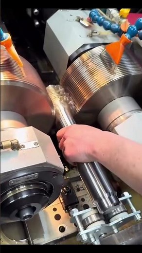 Thread Rolling Process Explained | Rolling Between Two Dies in Machines #machine #cnc