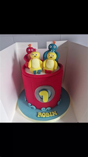 Got to make a very special boys 1st birthday cake today my beautiful nephew home from norway 🎉😍🎂❤️ #twirlywoos #1stbirthday