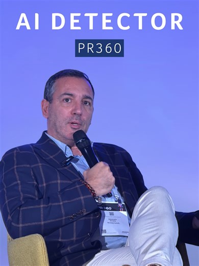 How do AI detectors actually work, and how should professionals ultimately operate? #DigitalMarketingTraining #knowcrunch #digitalmarketingcourse #aitips