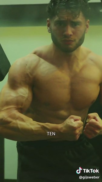 Daily Workout Challenge: 100 Push Ups, 100 Sit Ups, 100 Squats, 10km Run