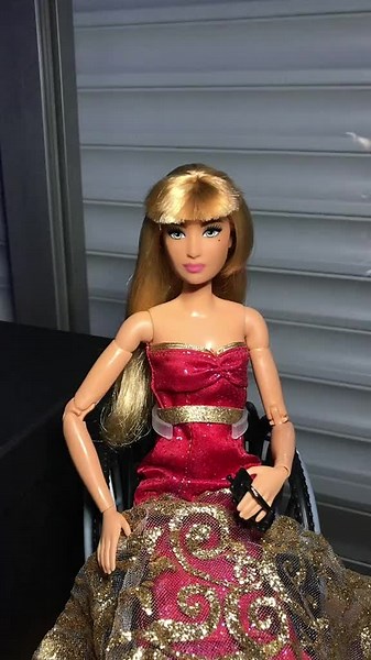 Escena de la Usurpadora en Barbie: Paola Bracho y la Comedia Mexicana