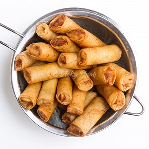 Vietnamese Egg Rolls (Cha Gio) - Vicky Pham