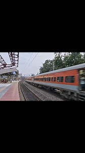 22912/ Howrah - Indore Shipra Express led by HOWRAH WAP7 negotiating curve and skips Bally station . . Follow my page for more #indianrailways #like #viralvideos #trainsofindia #highspeedtrain #railwaystation #easternrailway #Bally | Exploring India & Indian Railways