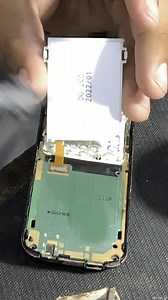 11K views · 140 reactions | Replacing a Cell Phone Screen #phonerepair #fixingphones #cellphones #electronics #electronicrepair | Voov Repairs | Facebook