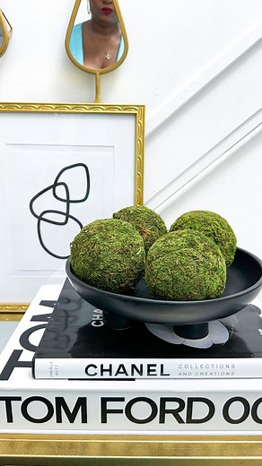 Today, we’re decorating “The Console table”. Styling of any sort gives me great joy and I love that I can transform any space by simply adding accents like flowers, candles, decorative books etc They sure make a difference and help elevate your furniture especially Coffee and Console tables. Hope you’re inspired 🤗 💕 Comment “Decor” for a direct link to your DM💕 For more Great Finds, be sure you follow me @Omabelle on the Free @Shop.Itk App. Link in bio #liketkit #LTKhome #LTKstyletip ❤️ ❤️ ❤️