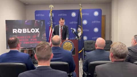 Kentucky attorney general sues Roblox, alleging it enables predators to target children