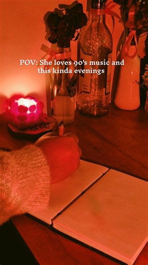 Mannu🎀 on Instagram: "Are you that girl too? #explorepage #cozyhome #slowliving #aestheticreelsindia #90smusic [90's bollywood music, alka yagnik, udit narayan, dil kya kare, cozy evenings, weekend vibes, aesthetic, bollywood, music, candles, decor, food , old songs, girls night, slow sunday, soft content , cozy vibes, fyp, reels, viral, trending reels ]"