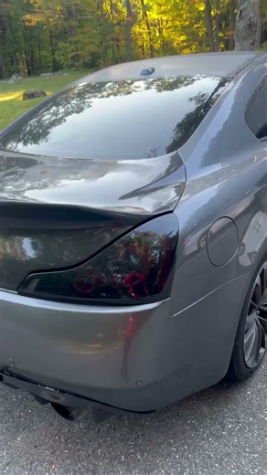 Infiniti g37 carbon diffuser and carbon hood