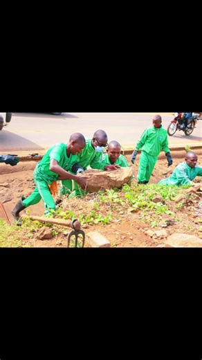 Not all transformations begin with beauty… sometimes they begin with courage to face the mess. These photos capture the before the raw, untouched reality of our streets. The scattered waste. The forgotten corners. The silent cry of a town waiting to breathe again. But behind every pile cleared and every street restored, there’s a story, a story of dedication, unity, and action. The Meru Youth Service is not just cleaning a town… we are reclaiming pride, restoring dignity, and rewriting the futur