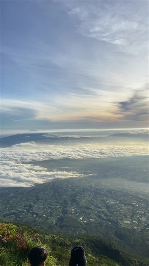 Exploring Sindoro Mountain via Kledung
