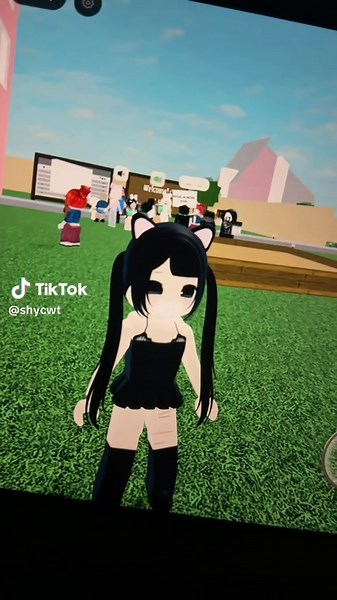 Hi #roblox #fyp #comboss #larp #mnetaktaktak | Roblox