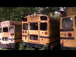 Sifting Through a Familiar Junkyard | SCHOOL BUS HUNTER