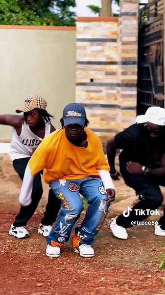 Big Tree Videos: What Sounds Are in the Background?