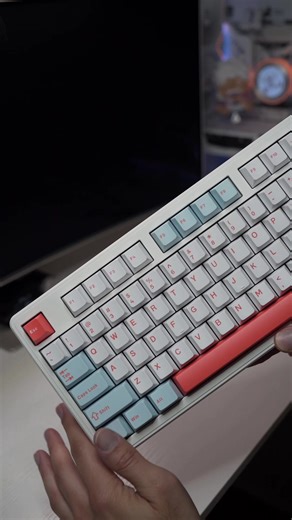 Inexpensive Creamy Keyboard Review