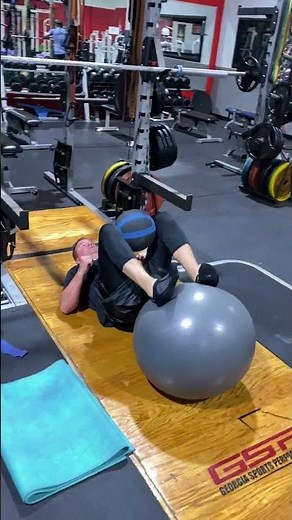 Adductors & Hamstrings work TOGETHER!! Stability Ball Leg Curl with Med Ball Adduction.