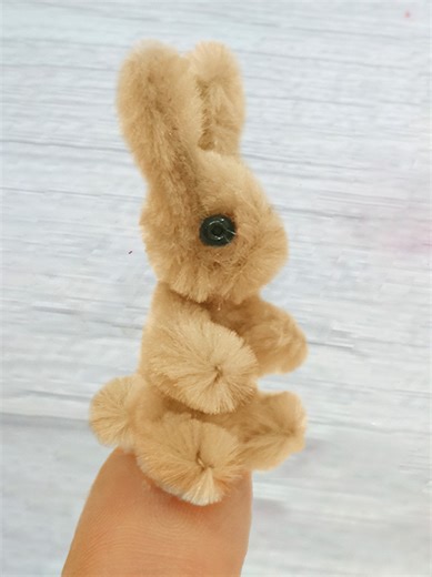 DIY Cute Bunny Keychain Craft with Pipe Cleaners