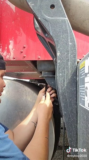 Kenworth Cab Air Bag Replacement Tutorial