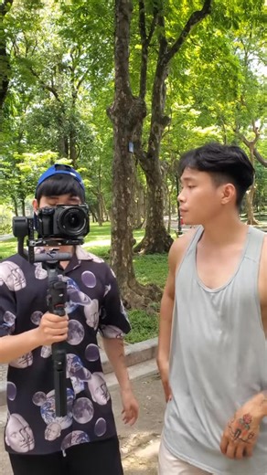29K views · 1.7K reactions | Gimbal Hướng dẫn cách đi shot tilt không bị lệch trái phải #filmmaker #videography #gimbal #photography #gimbaltutorial #filmmakers #gimbalclass | Hoàng Tuấn Trường | Facebook