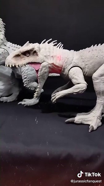Indominus Rex HASBRO vs MATTEL: A Comparison of Jurassic World Toys