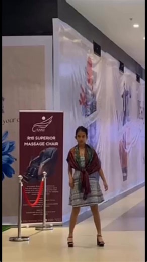 2.3K views · 21 reactions | Wow|| #bellaspielmodelingacademy #bellastudio #Bellamodel #model #runway #copyrightinfringementnotintended #beconfident #beyou | Bella Spiel Modeling Academy | Facebook