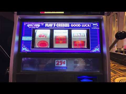The Slot Brothers - Double Diamond Deluxe - Caesars New Orleans